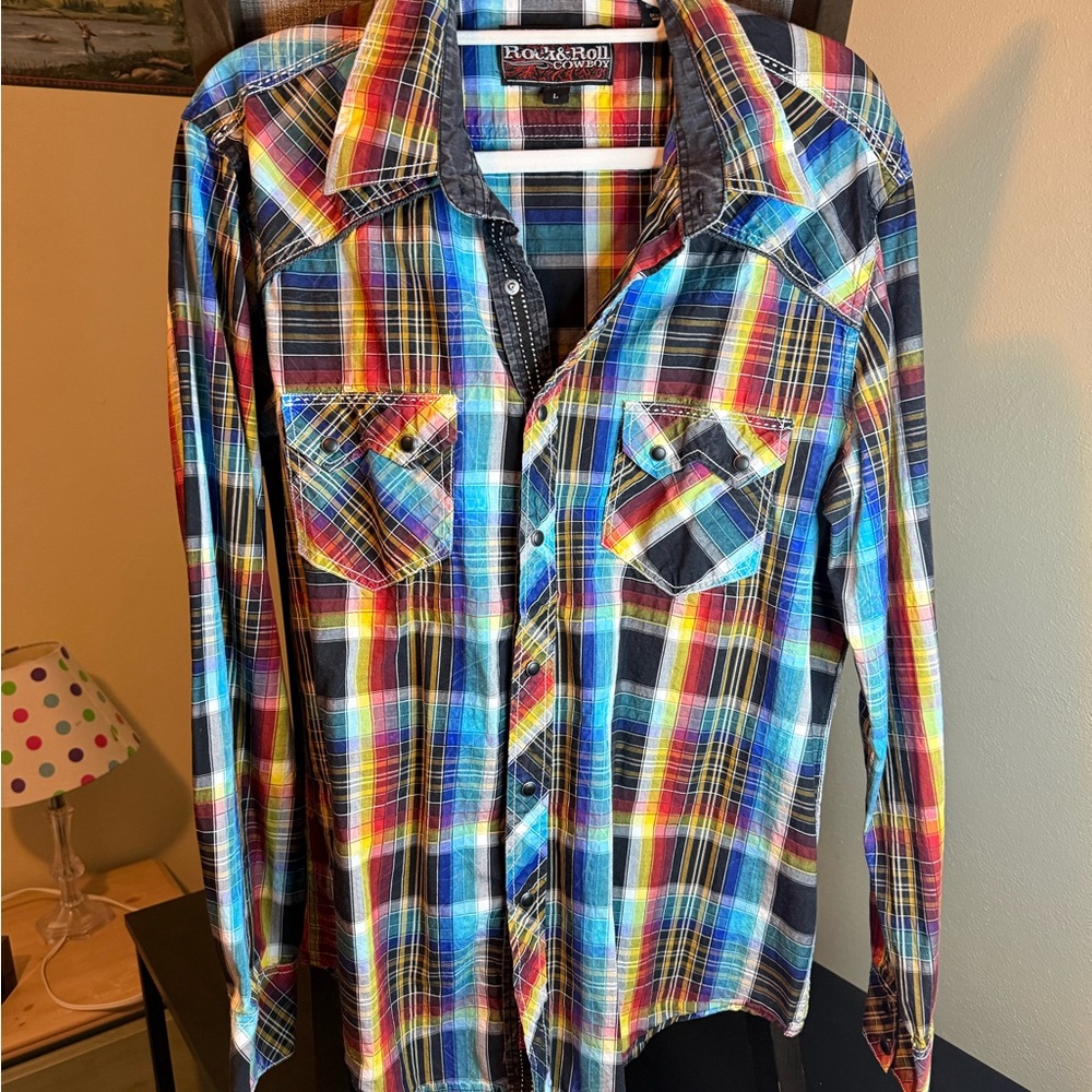 Rock & Roll Men’s lightweight but long sleeve western wear for a night out!